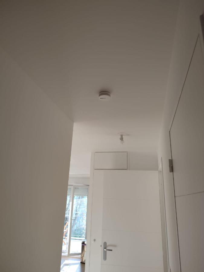 Chambre Privee Dans Un Nouvel Appartement Partage Pres De Paris Avec Parking Gratuit Chevilly-Larue Exterior foto