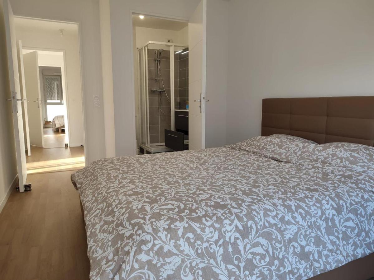 Chambre Privee Dans Un Nouvel Appartement Partage Pres De Paris Avec Parking Gratuit Chevilly-Larue Exterior foto